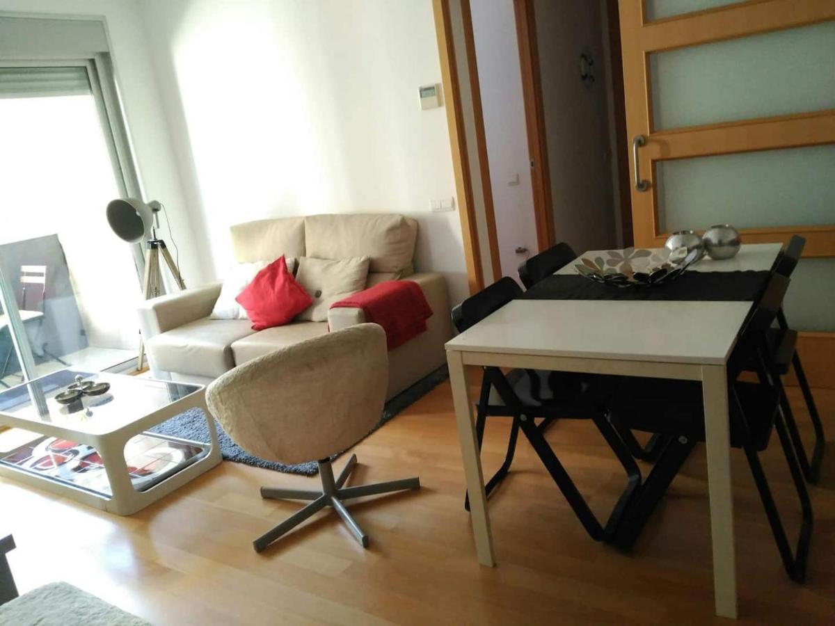 Stylish Flat, 2 Bathrooms And Swimming Pool, Next To The Beach! Sant Adria de Besos Exterior photo
